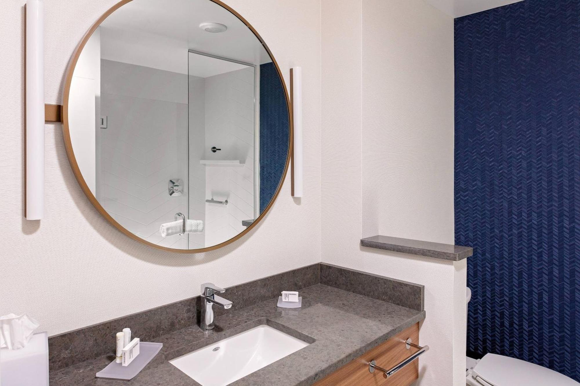 Fairfield Inn & Suites By Marriott Queensbury Glens Falls/Lake George Exteriör bild